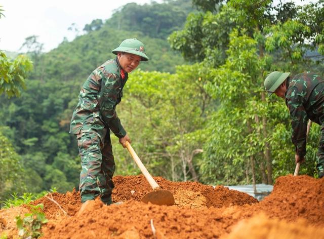 Đưa các anh về từ Cha Lỳ- Ảnh 3.