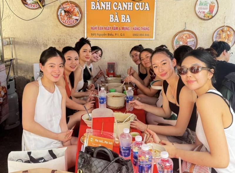 Quán bánh canh cua duy nhất ở TP.HCM được Michelin vinh danh: Hóa ra là quán quen! - Ảnh 3.