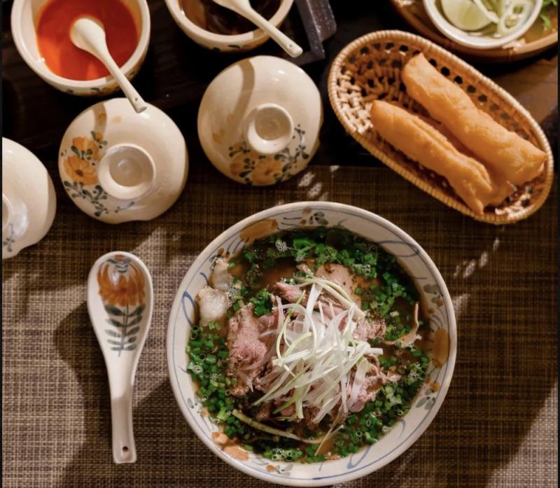 Quán phở TP.HCM bất ngờ đóng cửa ngay trước ngày Michelin vinh danh: Lý do là gì? - Ảnh 1.