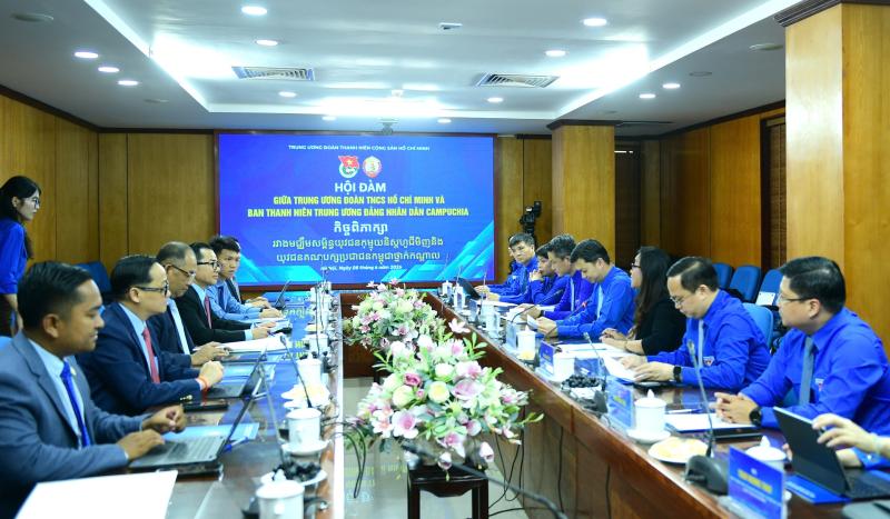 T.Ư Đoàn hội đàm với Ban Thanh niên T.Ư Đảng Nhân dân Campuchia - Ảnh 4.
