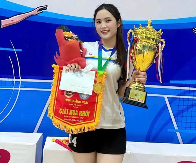Cô gái được gọi là 'hoa khôi bóng chuyền'- Ảnh 1.