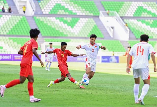 U.19 Việt Nam giữ lợi thế lớn trước trận 'chung kết bảng': Đại chiến Indonesia 20 giờ ngày 7.6- Ảnh 2.