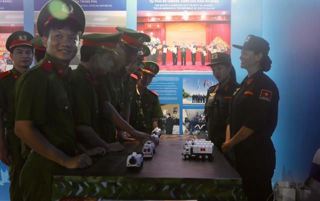 Gala 'Tổ quốc bình yên': Tái hiện 80 năm lịch sử An ninh nhân dân - Ảnh 6.