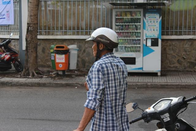 Mẹ học hết lớp 8 mong con đậu đại học ngành trí tuệ nhân tạo - Ảnh 4.