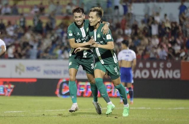 Đội của cố vấn Park Hang-seo phải thắng 'U.23 Việt Nam thu nhỏ' để lên V-League- Ảnh 2.