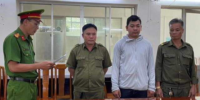 TP.HCM: Khởi tố thanh niên lái xe che biển số rồi tạt sơn vào nhà hàng xóm- Ảnh 1.