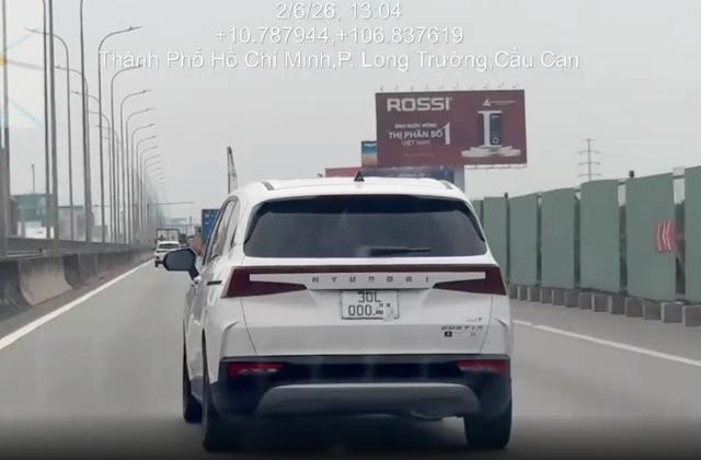 Nhiều tài xế bị phạt vì một thao tác tưởng chừng rất đơn giản trên cao tốc - Ảnh 3.