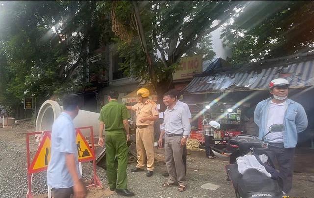 TP.HCM: Vì sao đường Đặng Thùy Trâm vẫn ngập dù đang thi công chống ngập? - Ảnh 2.