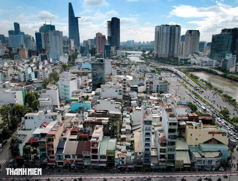 Hiện trạng Khu chợ Gà, chợ Gạo giữa lòng TP.HCM trước kế hoạch "thay áo mới" - Ảnh 1.
