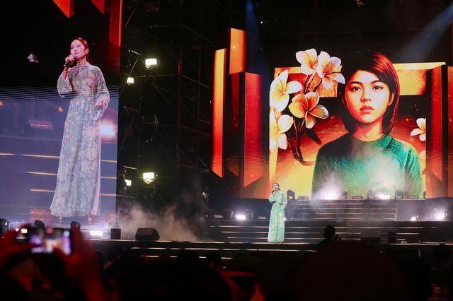 Khai mạc chuỗi sự kiện Gala 'Tổ quốc bình yên' tại phố đi bộ Nguyễn Huệ- Ảnh 6.