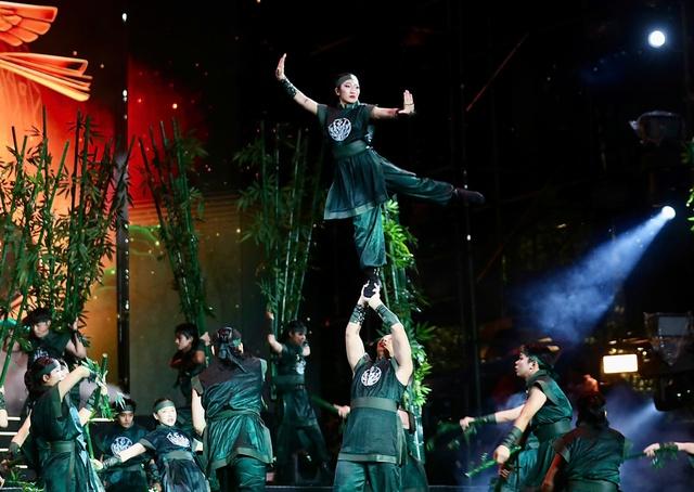 Khai mạc chuỗi sự kiện Gala 'Tổ quốc bình yên' tại phố đi bộ Nguyễn Huệ- Ảnh 3.