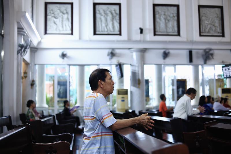 Nhà thờ 5 tháp vòm như 'cung điện' ở TP.HCM, có tượng Đức Mẹ bằng đồng đen- Ảnh 7.