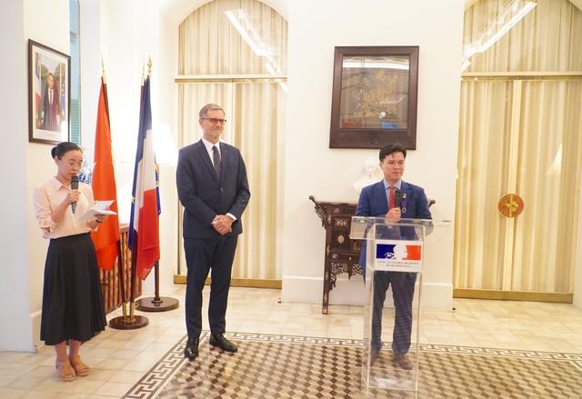 Giáo sư Đỗ Văn Đại được trao Huân chương Cành cọ Hàn lâm của Pháp- Ảnh 4.