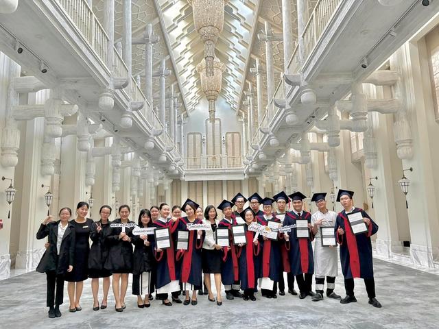 SV Du lịch-Dịch vụ Trường ĐH Đông Á tạo khác biệt bằng trải nghiệm 5 sao - Ảnh 2.