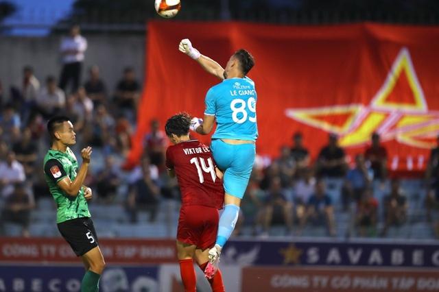 Nóng: FIFA đồng ý cho Lê Giang Patrik khoác áo đội tuyển Việt Nam, ông Kim có hàng thủ lý tưởng- Ảnh 1.