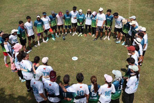 Tràn ngập nụ cười ở giải ném đĩa The One Ultimate Championship 2026- Ảnh 2.