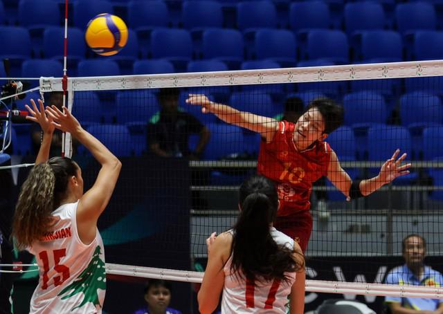 Ngôi sao Thanh Thúy xuất trận, đội tuyển bóng chuyền nữ Việt Nam thắng dễ Hồng Kông- Ảnh 1.