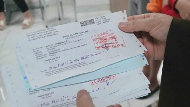 Những tờ biên lai viện phí mùa Phật đản khiến nhiều người xúc động - Ảnh 4.