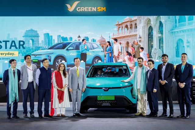 Taxi điện của Việt Nam 'chạy' sang tận thị trường đông dân nhất thế giới- Ảnh 2.