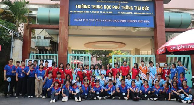 Không phải thí sinh nhưng vẫn dậy từ 5 giờ sáng đến điểm thi tốt nghiệp THPT - Ảnh 5.