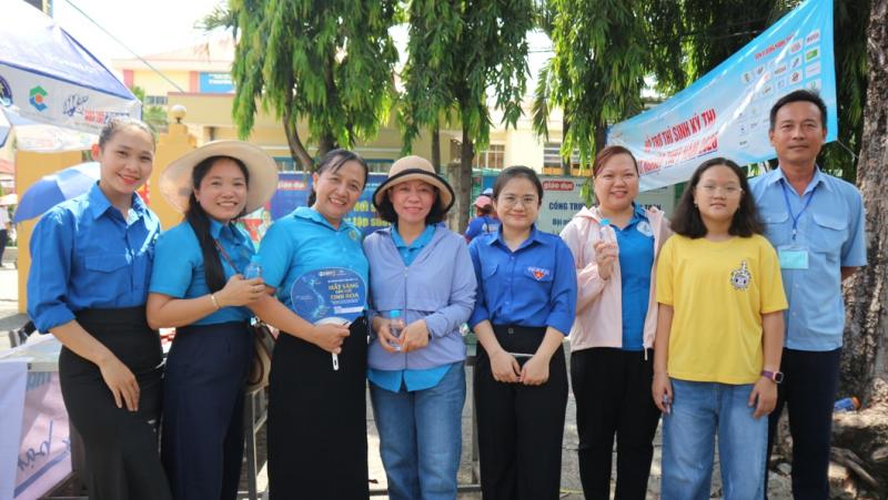 Có một điểm thi tốt nghiệp THPT được mệnh danh là 'ngọt ngào nhất TP.HCM' - Ảnh 1.