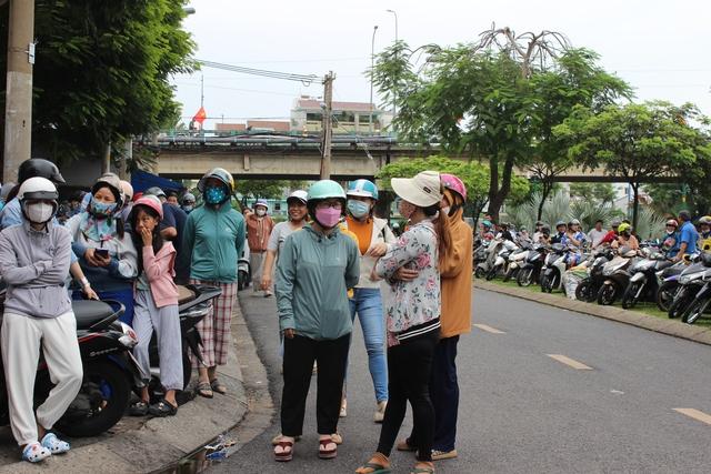 Những phụ huynh TP.HCM 'vừa thi xong lớp 10' - Ảnh 3.