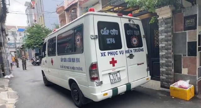 Điều tra vụ nam sinh viên tử vong trong phòng trọ ở TP.HCM - Ảnh 1.