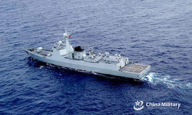 China’s 35th Type 052D Warship Enters Service As U.S. Navy Struggles to Match Pace - Ảnh 1.