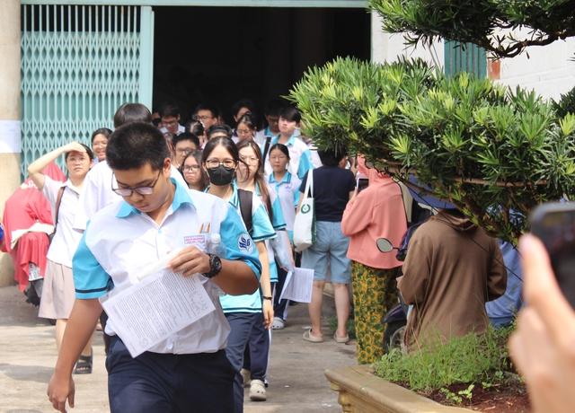 Anh tài Phổ thông Năng khiếu, chuyên Lê Hồng Phong đoán 9, 10 điểm hóa, sinh- Ảnh 2. Anh tài Phổ thông Năng khiếu, chuyên Lê Hồng Phong đoán 9, 10 điểm hóa, sinh- Ảnh 2.