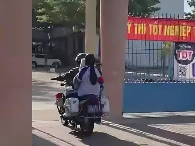 Nhớ nhầm lịch thi tốt nghiệp THPT, nữ sinh được công an hỗ trợ khẩn cấp - Ảnh 1.