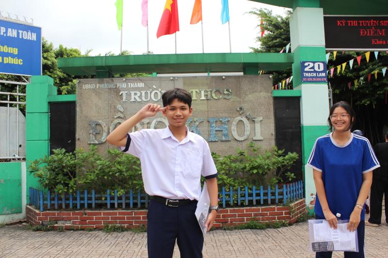 Đề toán thi lớp 10 TP.HCM 'rất dễ', 'dễ một cách ngạc nhiên'! - Ảnh 2.