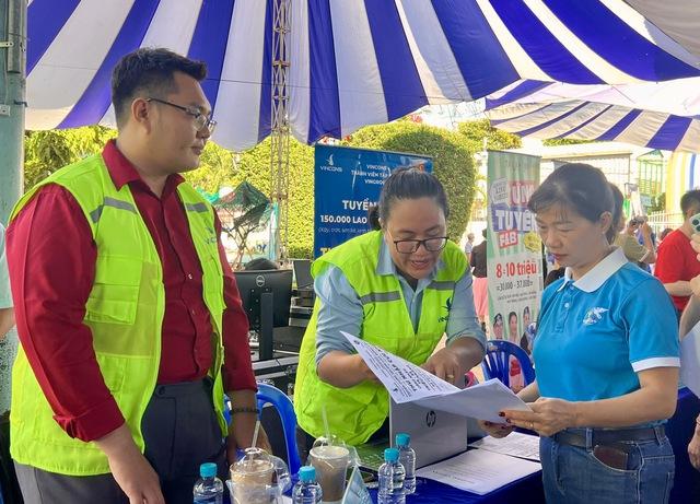 Nhu cầu tuyển công nhân kỹ thuật không bằng cấp áp đảo trình độ đại học - Ảnh 2.