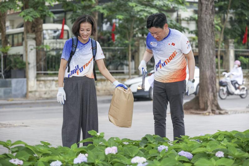 Chung tay làm sạch cảnh quan di sản nhân Ngày Môi trường thế giới - Ảnh 5.