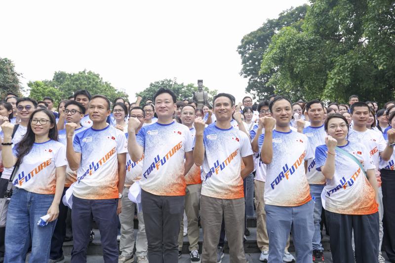 Chung tay làm sạch cảnh quan di sản nhân Ngày Môi trường thế giới - Ảnh 1.