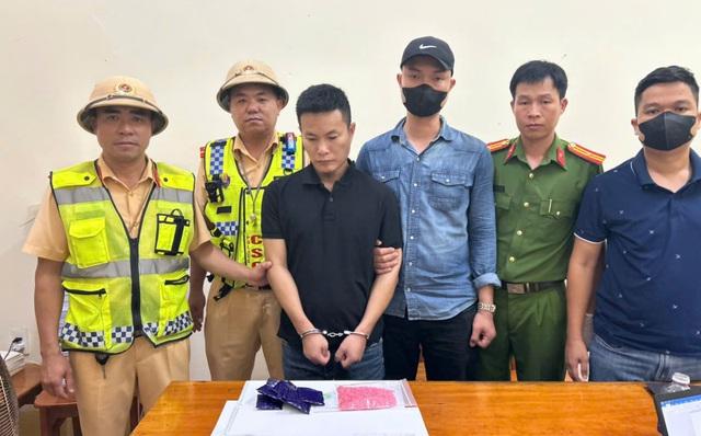 Bắt 2 nghi phạm người Lào vận chuyển ma túy qua Việt Nam tiêu thụ- Ảnh 2.