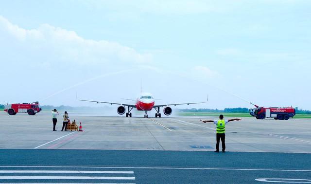 Tăng cường kiểm soát và xử lí nghiêm tình trạng vật thể lạ 'xâm phạm' vùng cấm bay- Ảnh 2.
