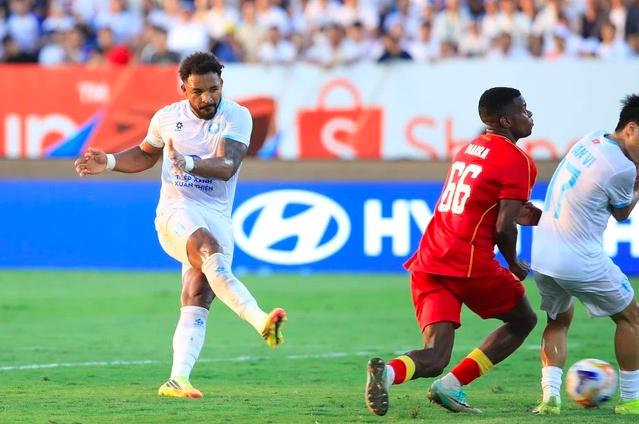Xuân Son thể hiện chân giá trị ngay trước AFF Cup: Cả Đông Nam Á hãy đợi đấy! 
- Ảnh 2.