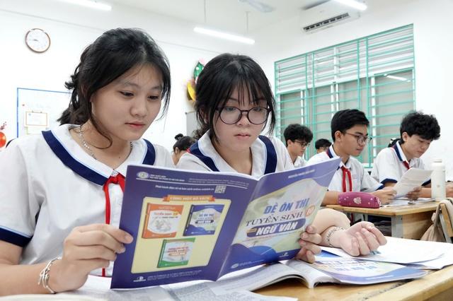 Học toán thì mới ra tiền, còn học văn chỉ là viển vông? - Ảnh 1.