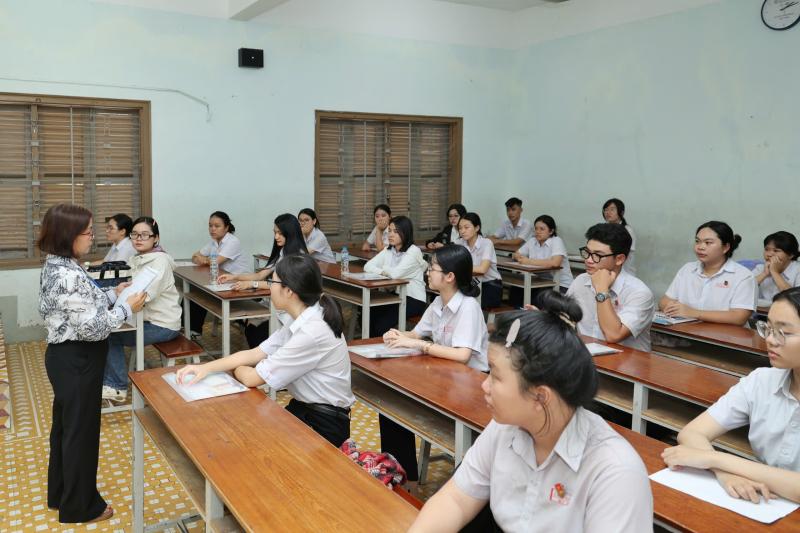 Trước kỳ thi tốt nghiệp THPT, điều gì khiến thí sinh lo hơn... độ khó của đề? - Ảnh 3.