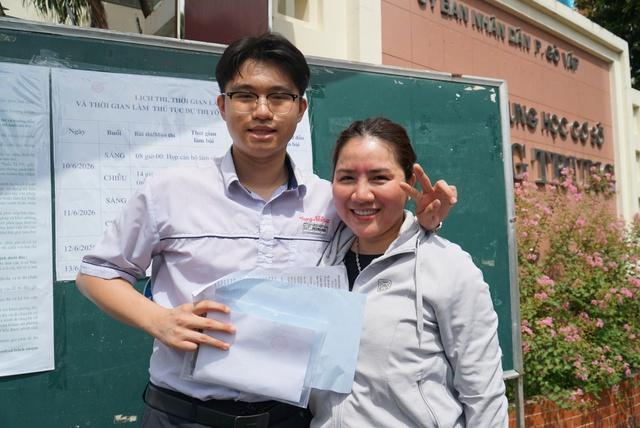 Thí sinh đánh giá đề thi văn năm nay...không quá khó - Ảnh 3.